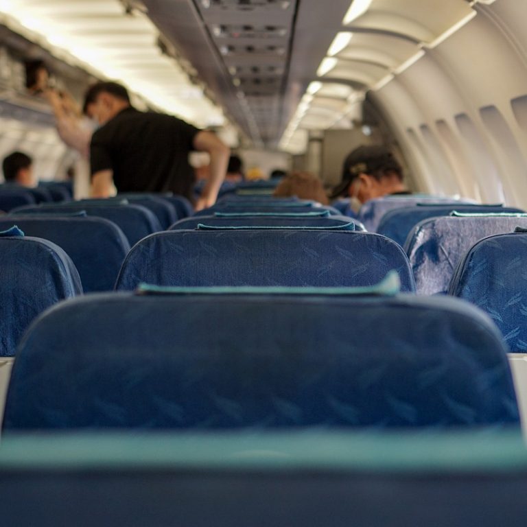 aircraft-cabin-5535467_1280